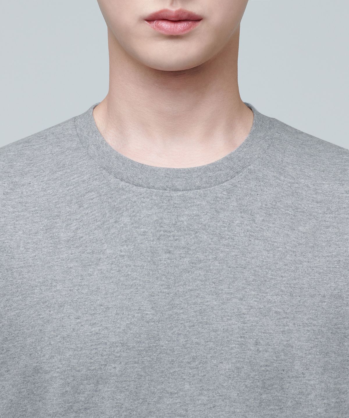 무신사 스탠다드(MUSINSA STANDARD) 레이어드 크루 넥 긴소매 티셔츠_긴 기장 [미디엄 그레이]