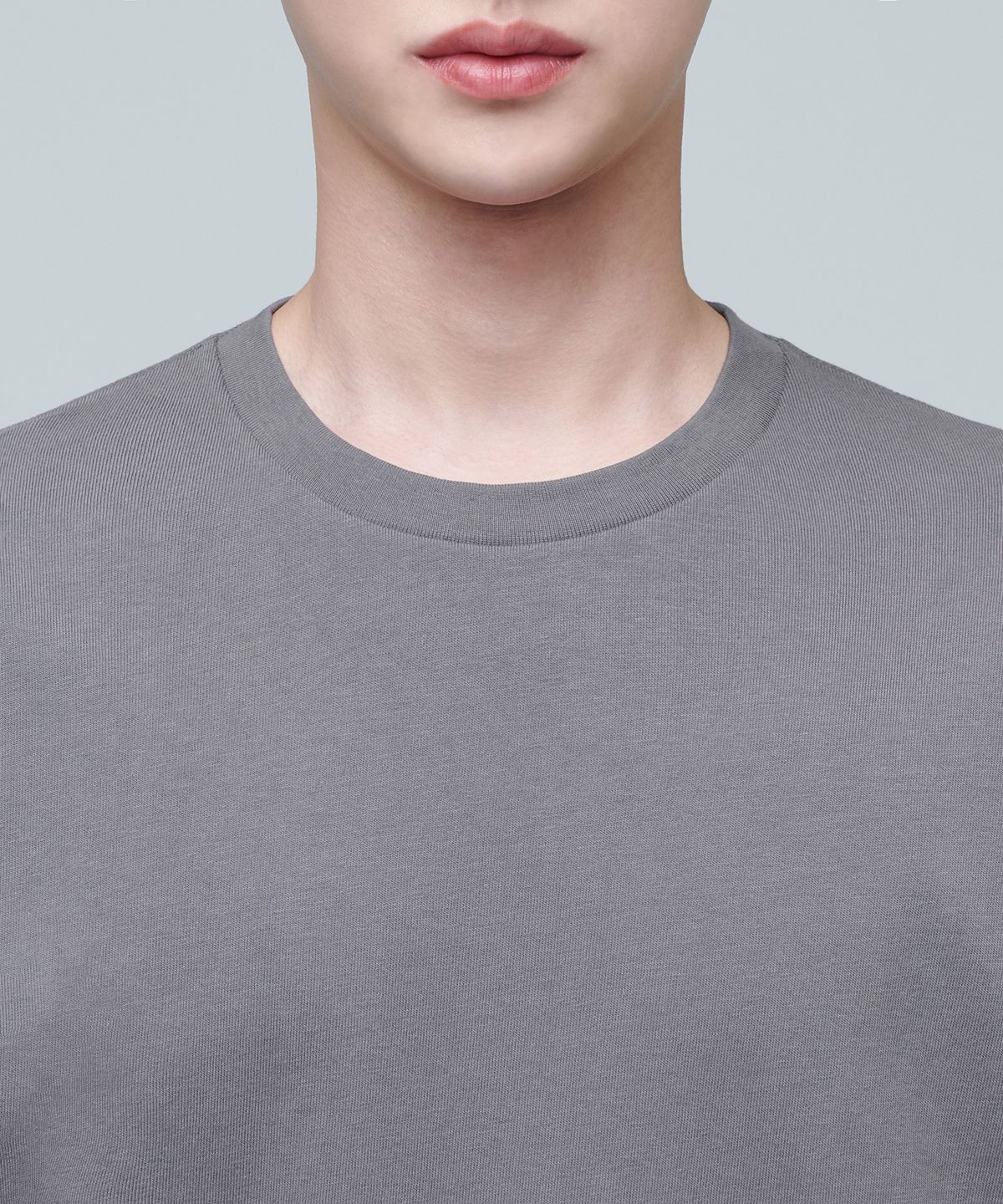 무신사 스탠다드(MUSINSA STANDARD) 레이어드 크루 넥 긴소매 티셔츠_긴 기장 [그레이]