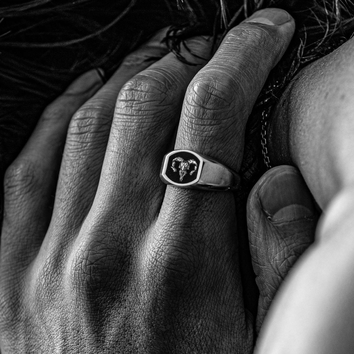 스팅925(STING925) Ram Skull Fossil Ring