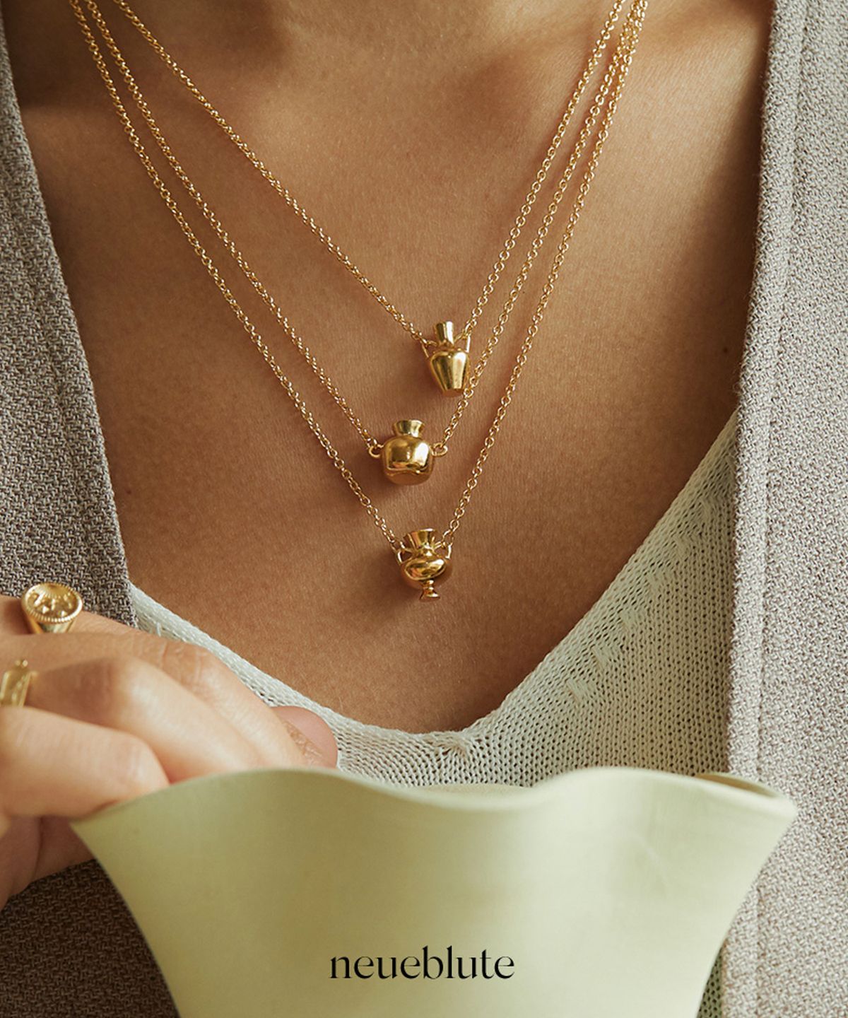 노이에블리테(NEUEBLUTE) VaseⅠ Necklace
