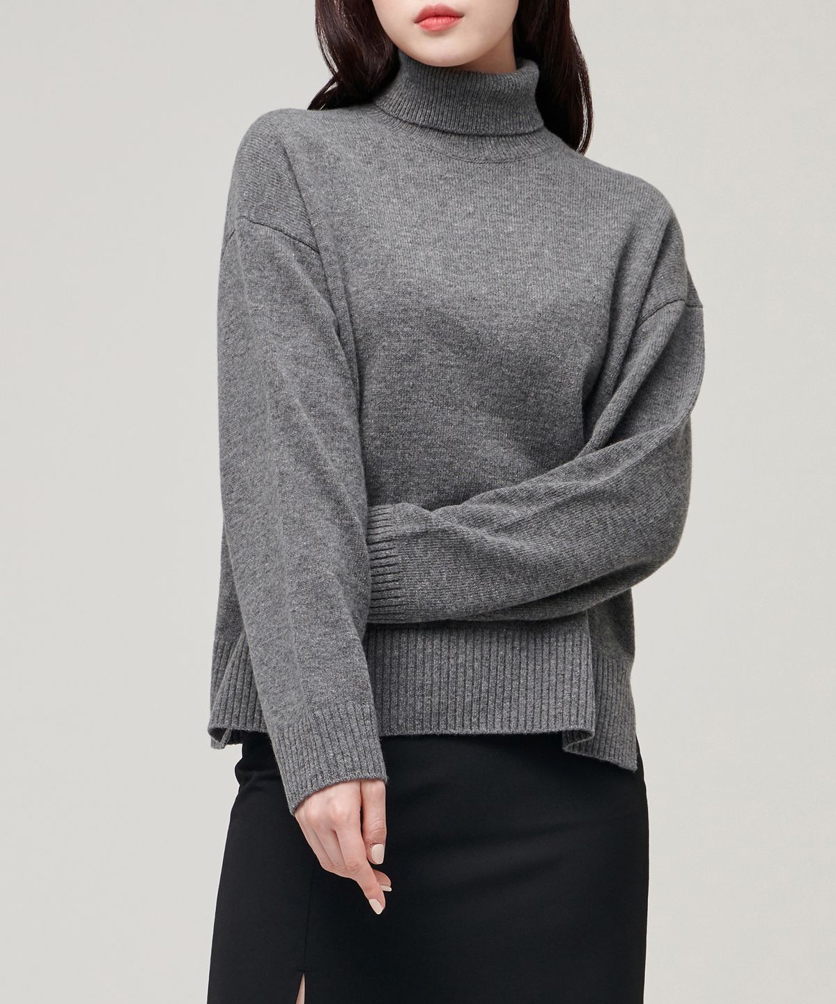 무신사 스탠다드 우먼(MUSINSA STANDARD WOMAN) 우먼즈 램스울 릴렉스드 터틀 넥 니트 [미디엄 그레이]