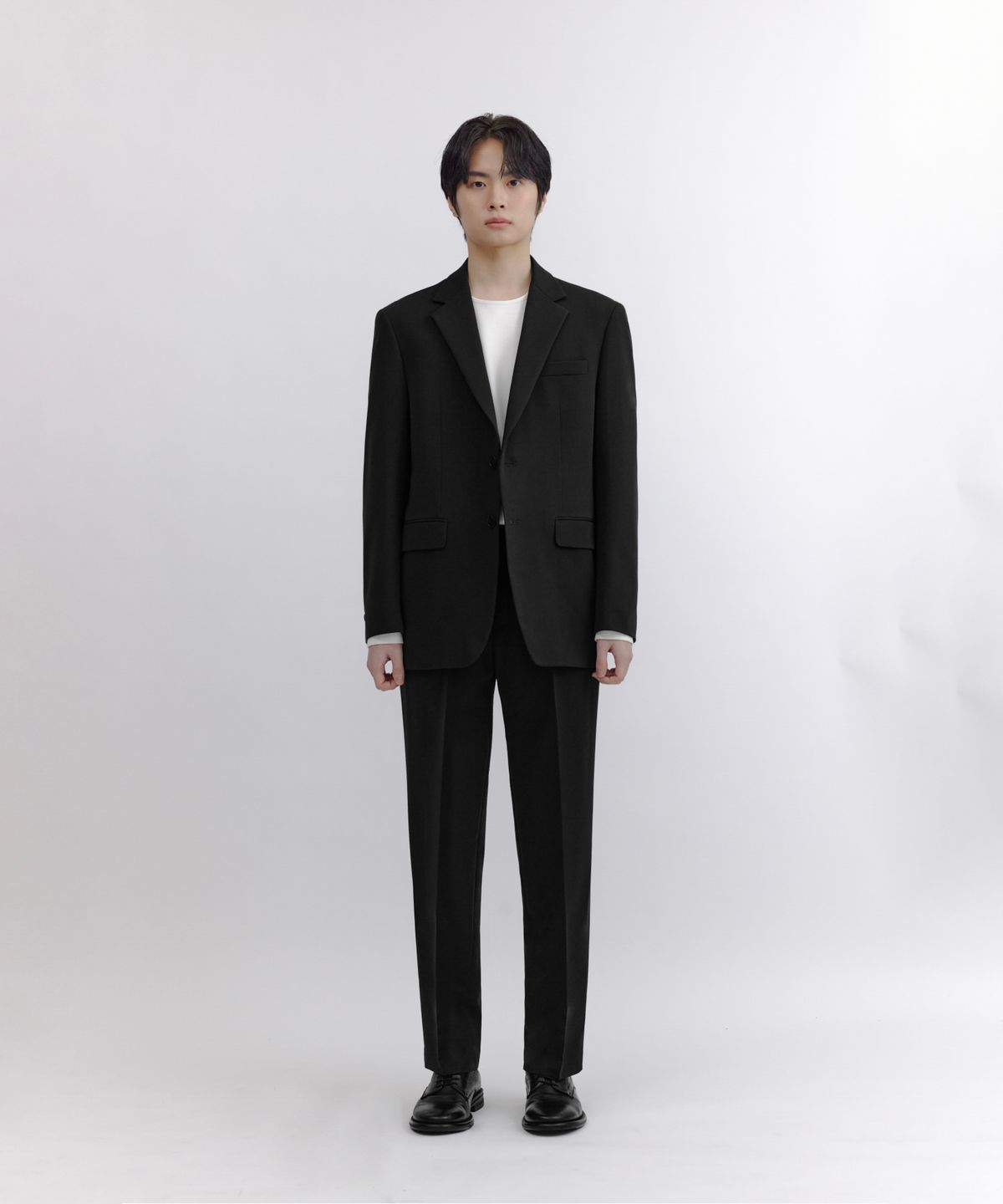 넌블랭크(NONBLANK) 세미 오버사이즈 핏 블레이저_BLACK