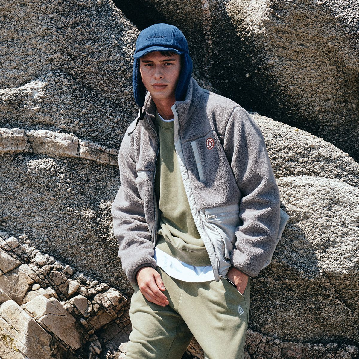 볼컴(VOLCOM) 캠퍼 컴포트핏 보아 플리스 자켓(카멜)