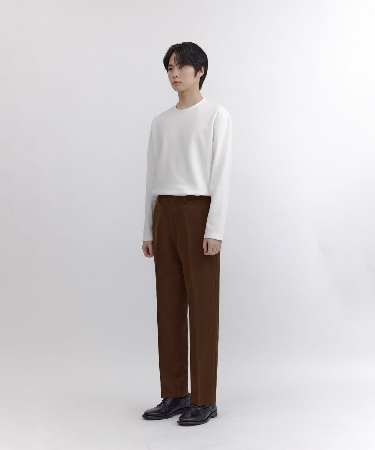 넌블랭크(NONBLANK) 세미 와이드 핏 슬랙스_BRICK