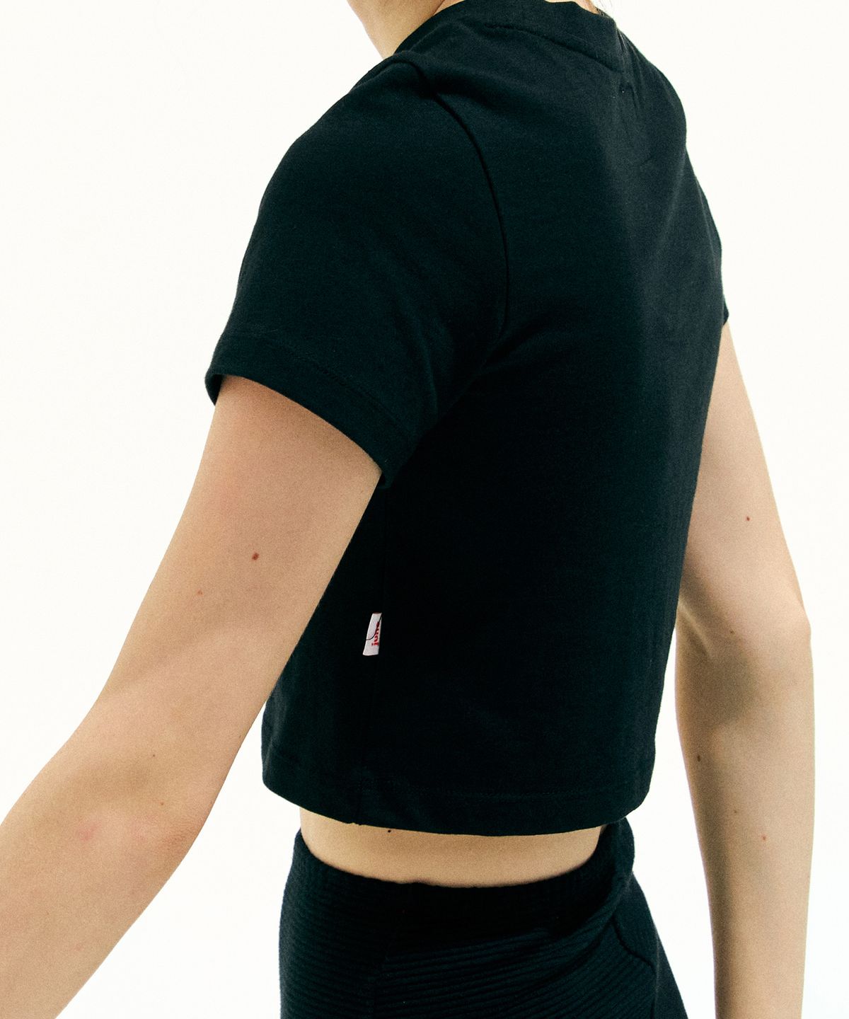 준준스페이스(JUNEJUNE SPACE) June June Space T Shirt_Black(준준스페이스 티셔츠_블랙)