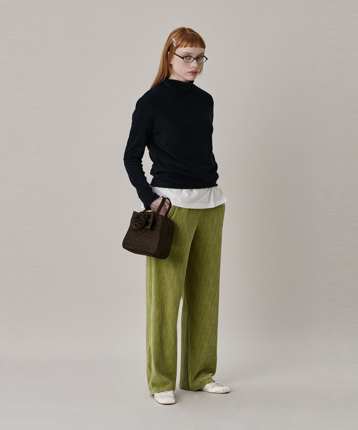 준준스페이스(JUNEJUNE SPACE) Two Tone Velour Pant_Light Green (투 톤 벨루어 팬츠_라이트 그린)