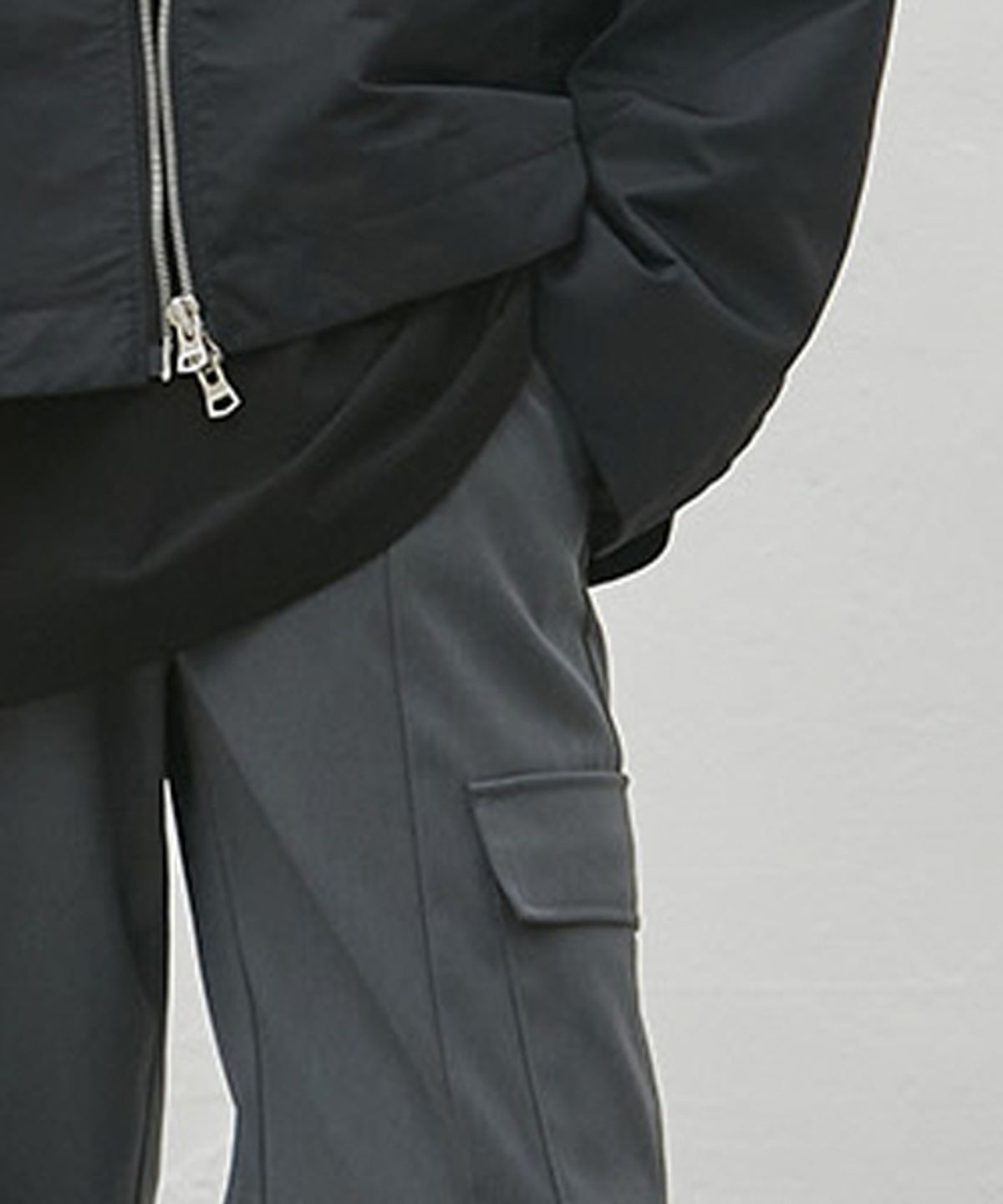 세븐셀라(SEVENSELAH) 미니멀 스탠다드 세미 와이드 카고 조거 슬랙스 Vintage Grey