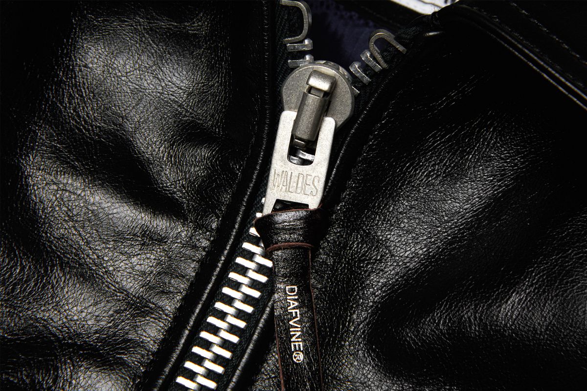 디아프바인(DIAFVINE) DV.LOT 650 Police Calf skin Crack -Black-