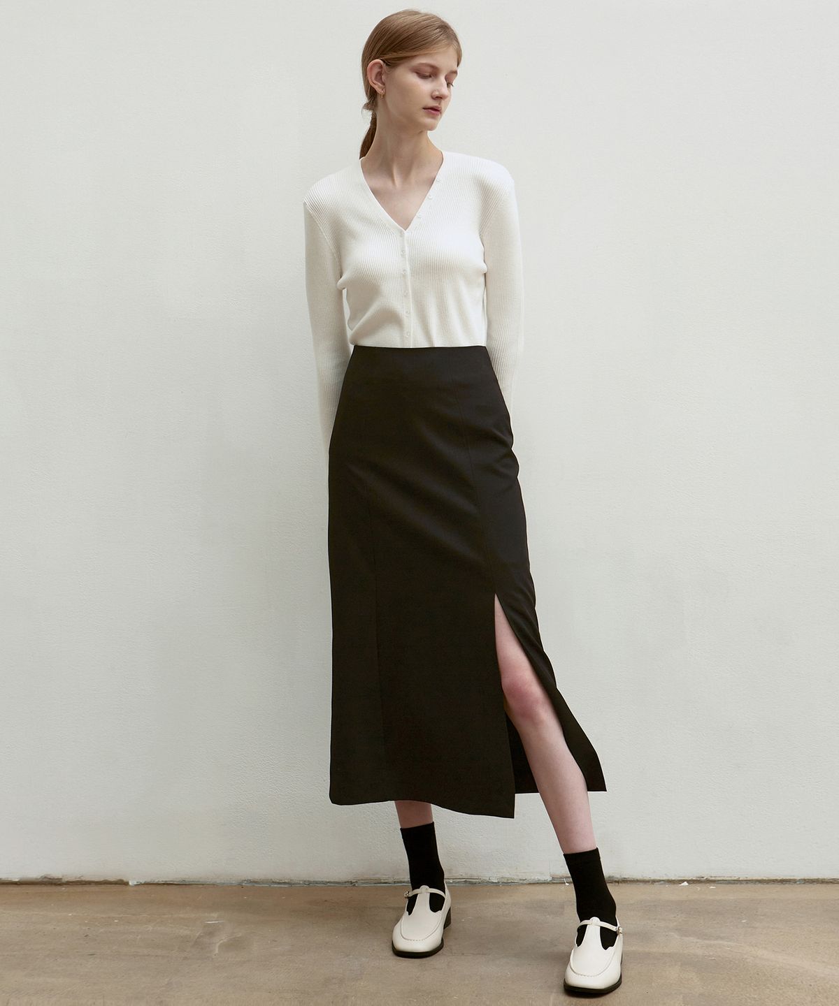 닉앤니콜(NICK&NICOLE) BUTTON SLIM KNIT CARDIGAN_IVORY