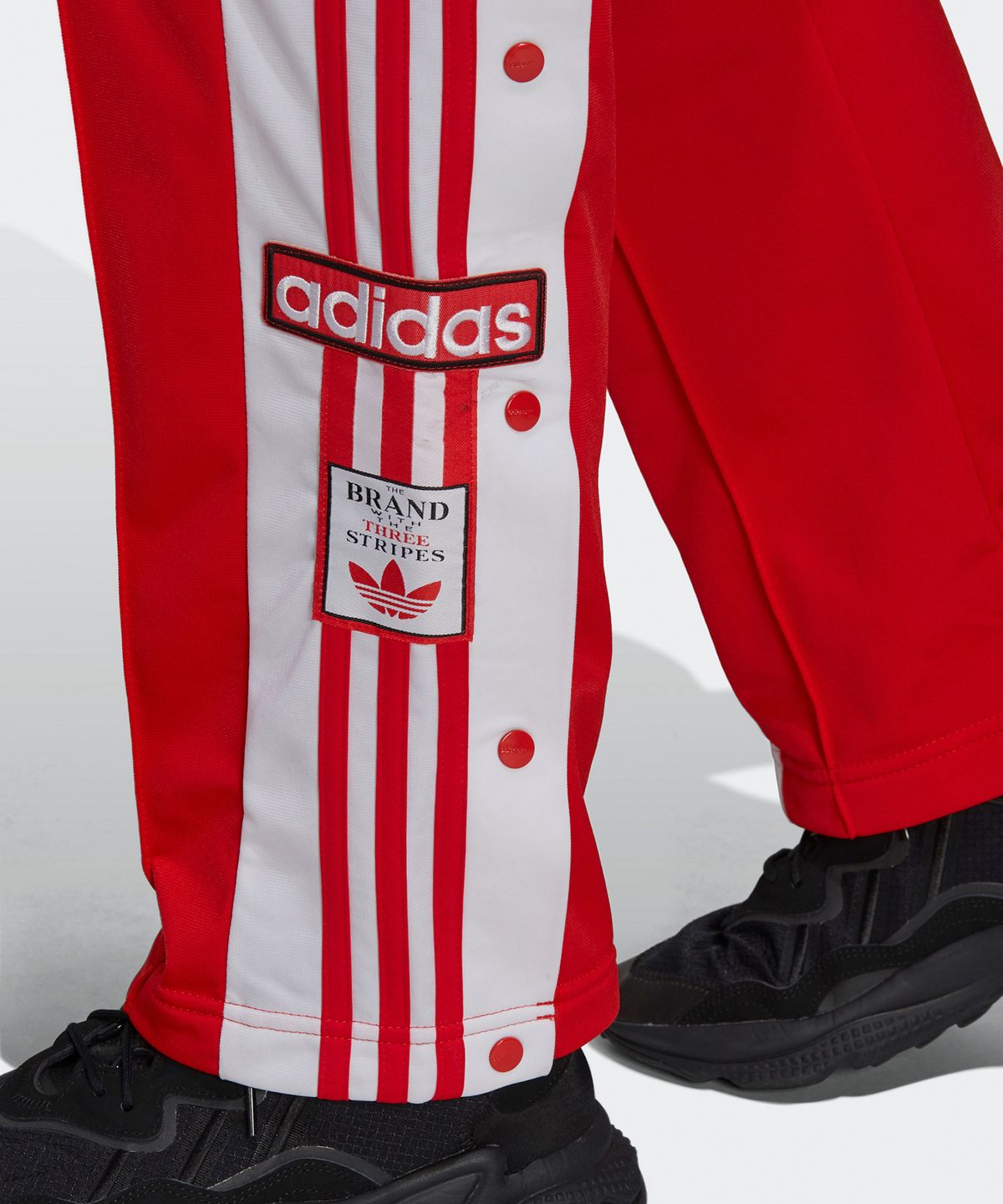 아디다스(ADIDAS) 아디브레이크 팬츠 - 레드 / H34672