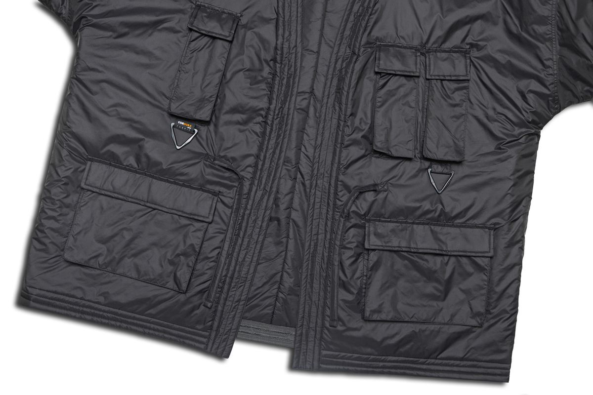 디아프바인(DIAFVINE) DV.LOT 646 CORDURA® Combat Robe -Black-