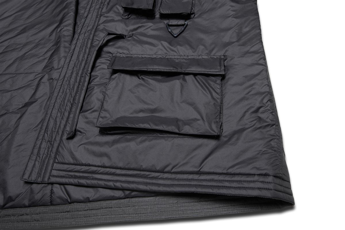 디아프바인(DIAFVINE) DV.LOT 646 CORDURA® Combat Robe -Black-