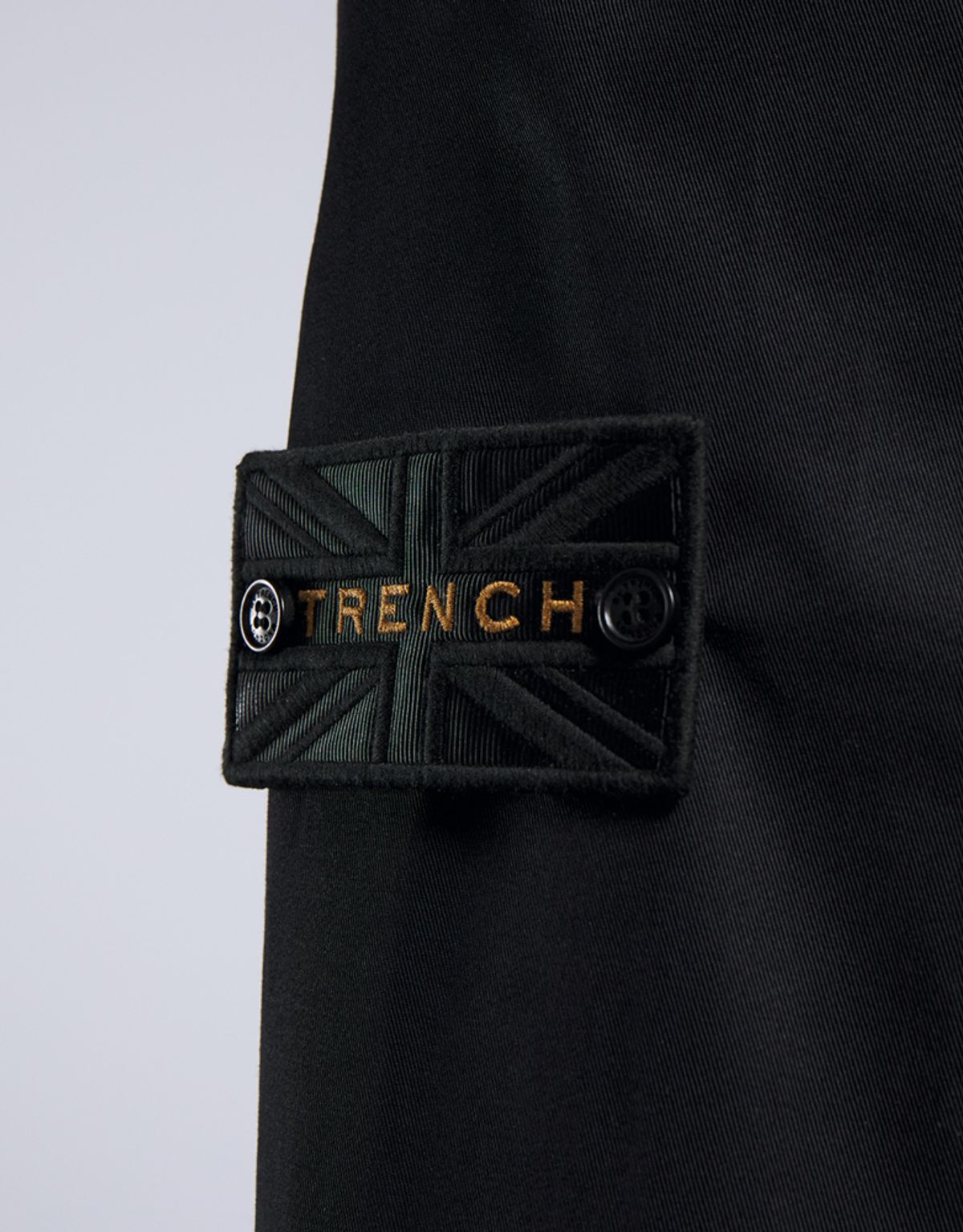 트렌치런던(TRENCH LONDON) 본드 헤링턴 재킷(블랙/블랙/골드)