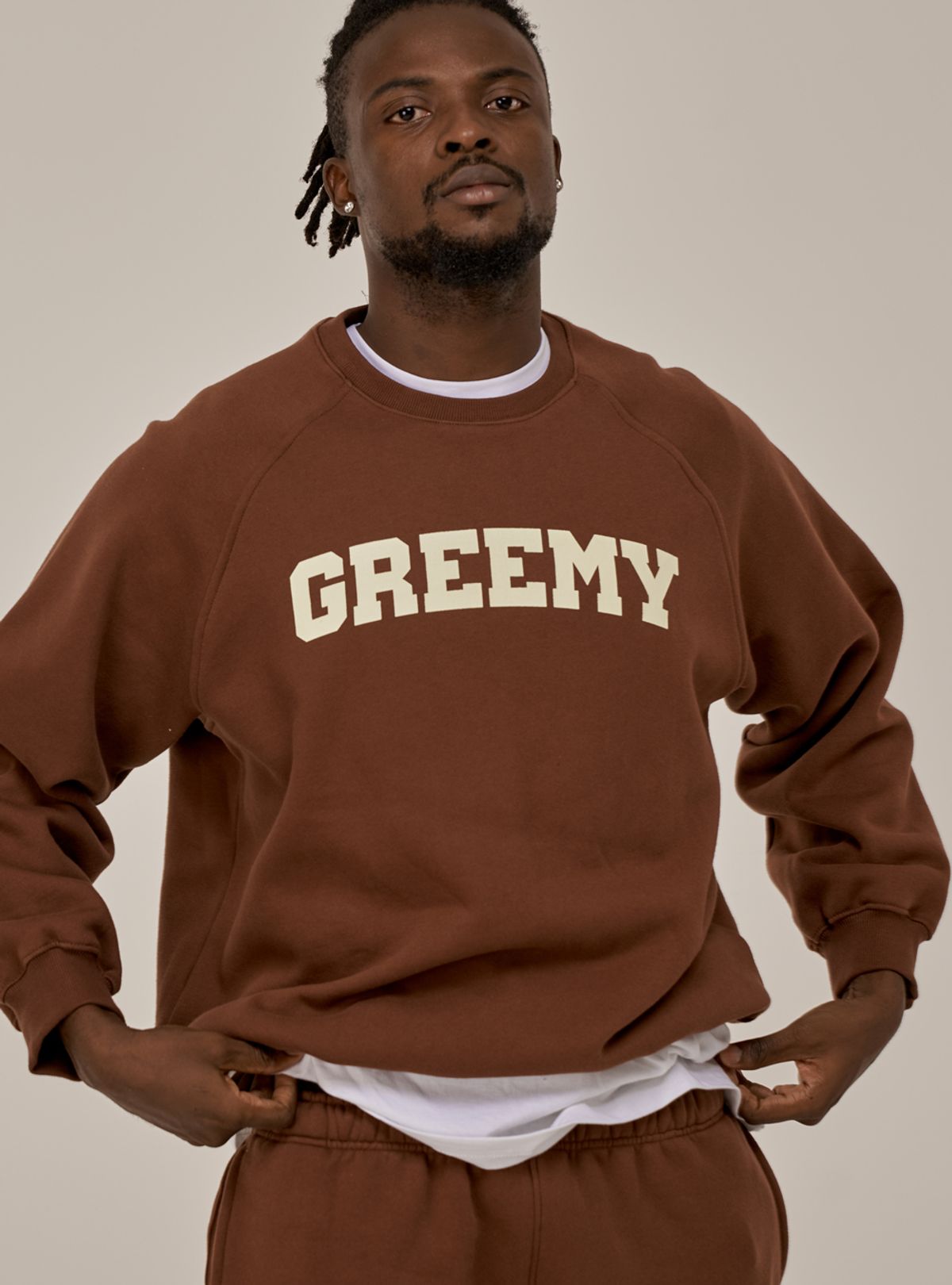 그리미(GREEMY) OLD SCHOOL LOGO SWEATSHIRTS(BROWN)