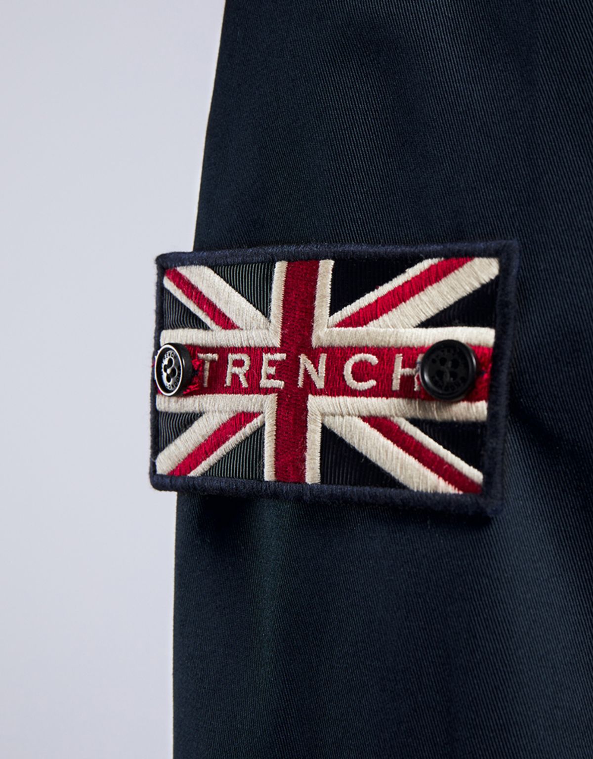 트렌치런던(TRENCH LONDON) 본드 헤링턴 재킷(네이비/레드/네이비/화이트)