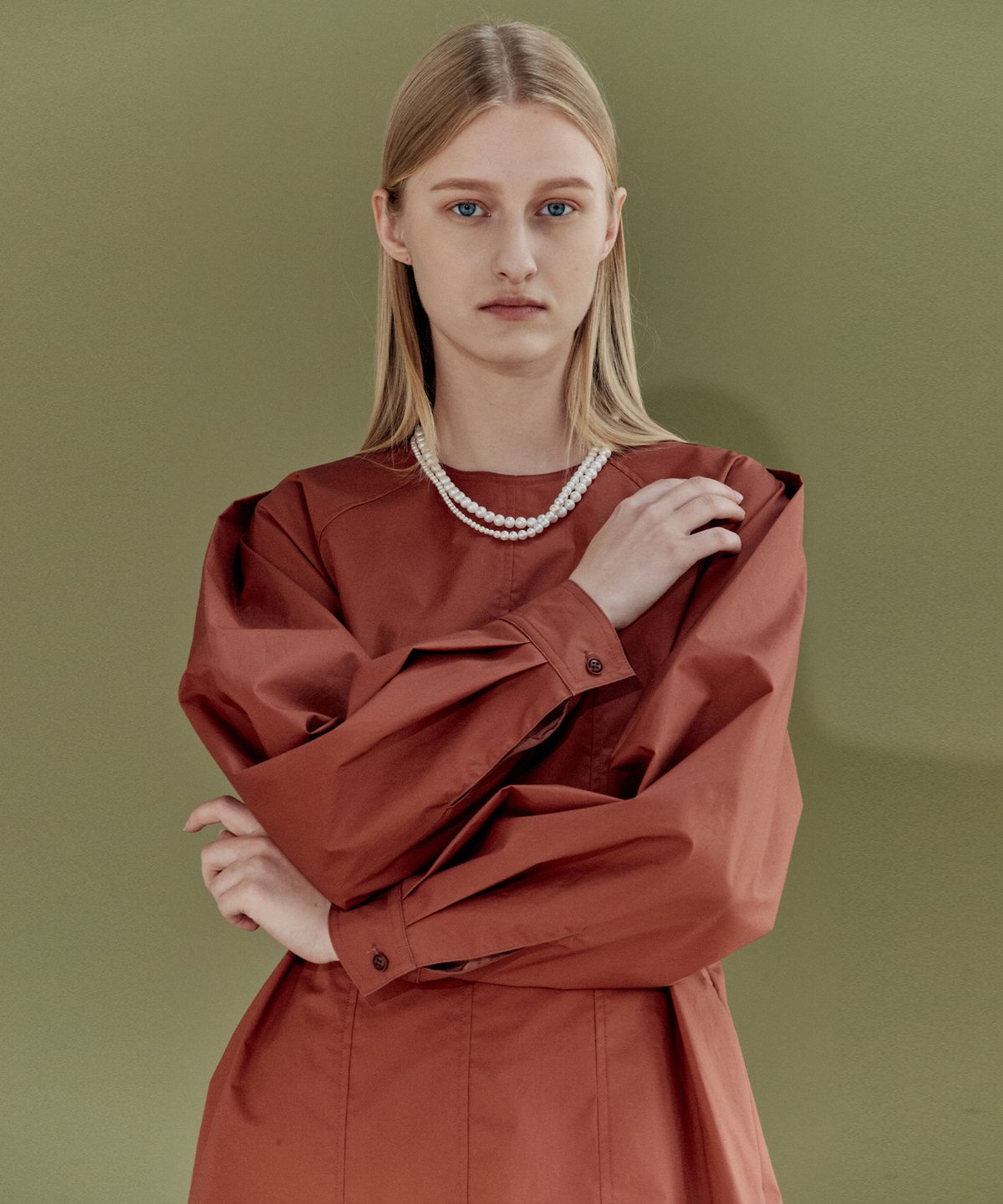 엔오르(EN OR) VOLUME SLEEVE TUCK DRESS - ORANGE