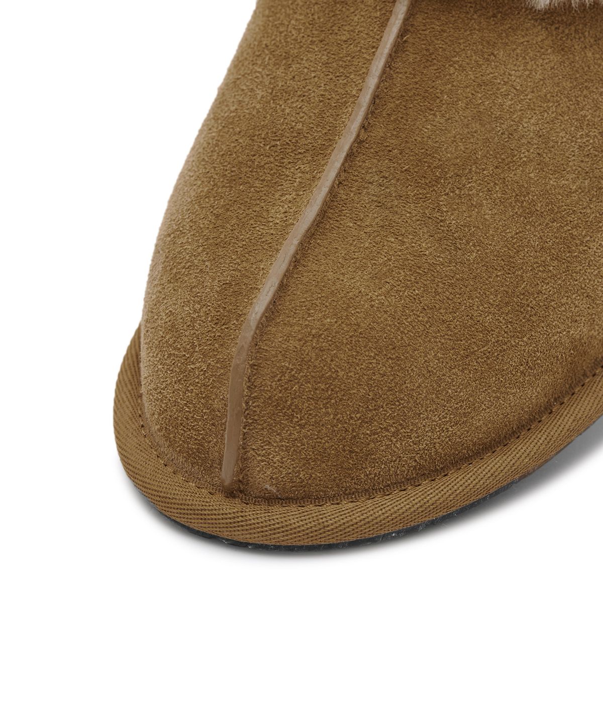 어그(UGG) [WOMEN] 쉽스킨 스웨이드 슬리퍼 (스커페트 II) - 체스넛 / 1106872CHE