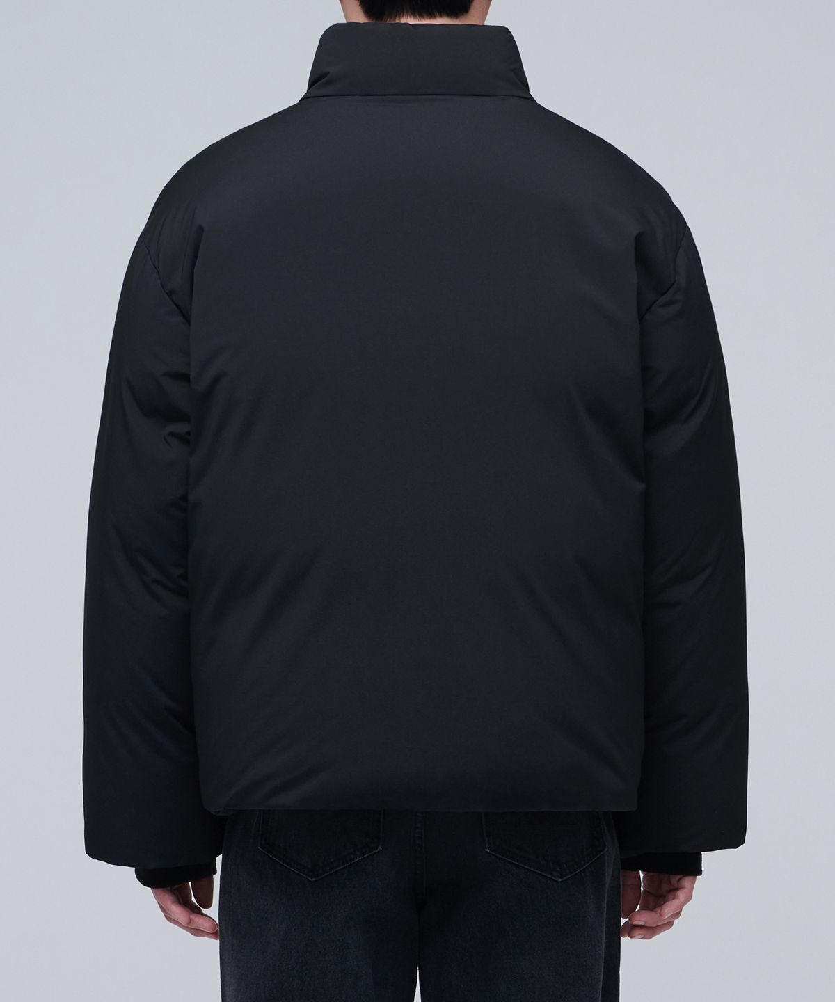 무신사 스탠다드(MUSINSA STANDARD) 아웃 포켓 다운 숏 패딩 재킷 [블랙]