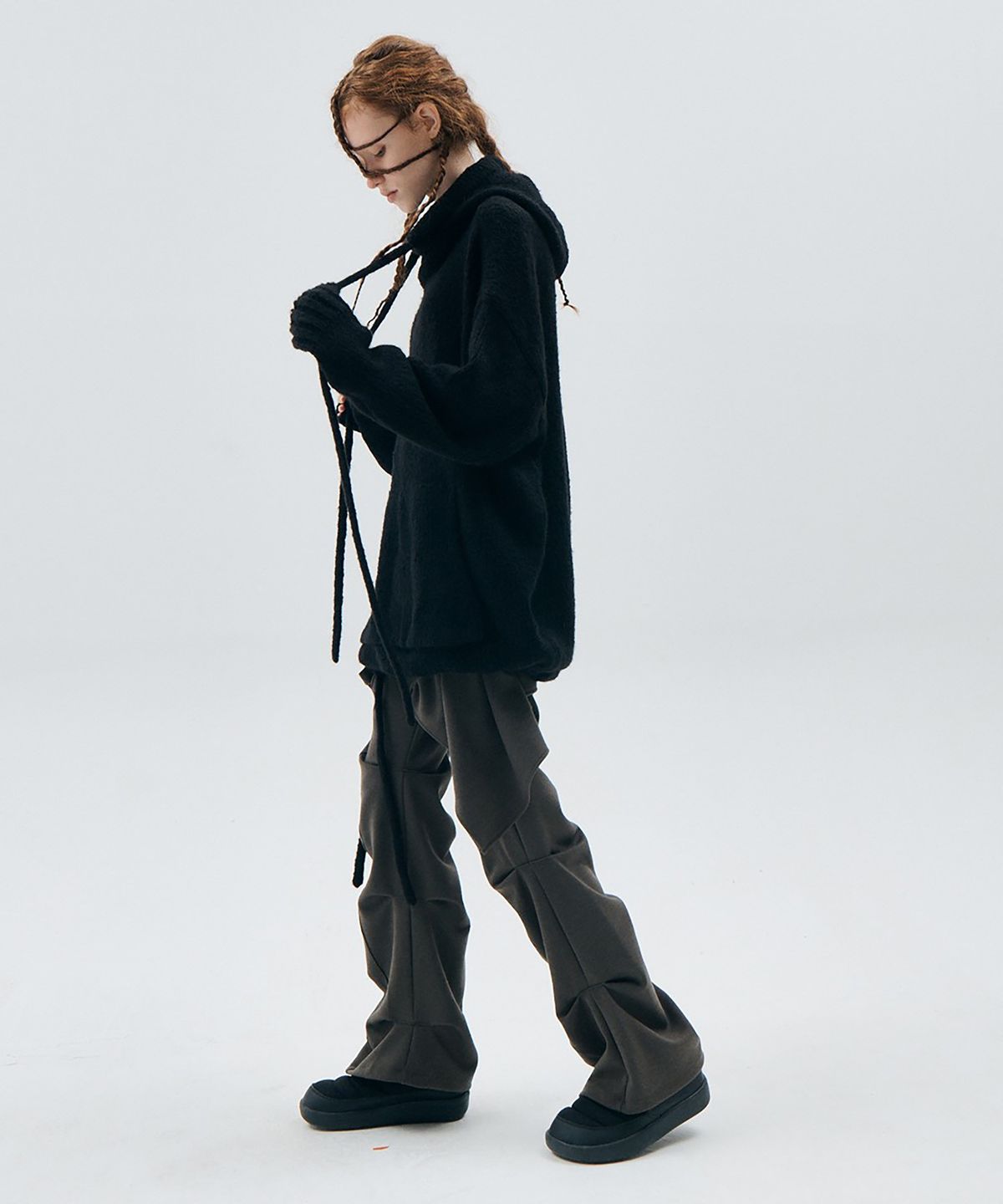오호스(OJOS) Wrap over Tuck Pants / Khaki