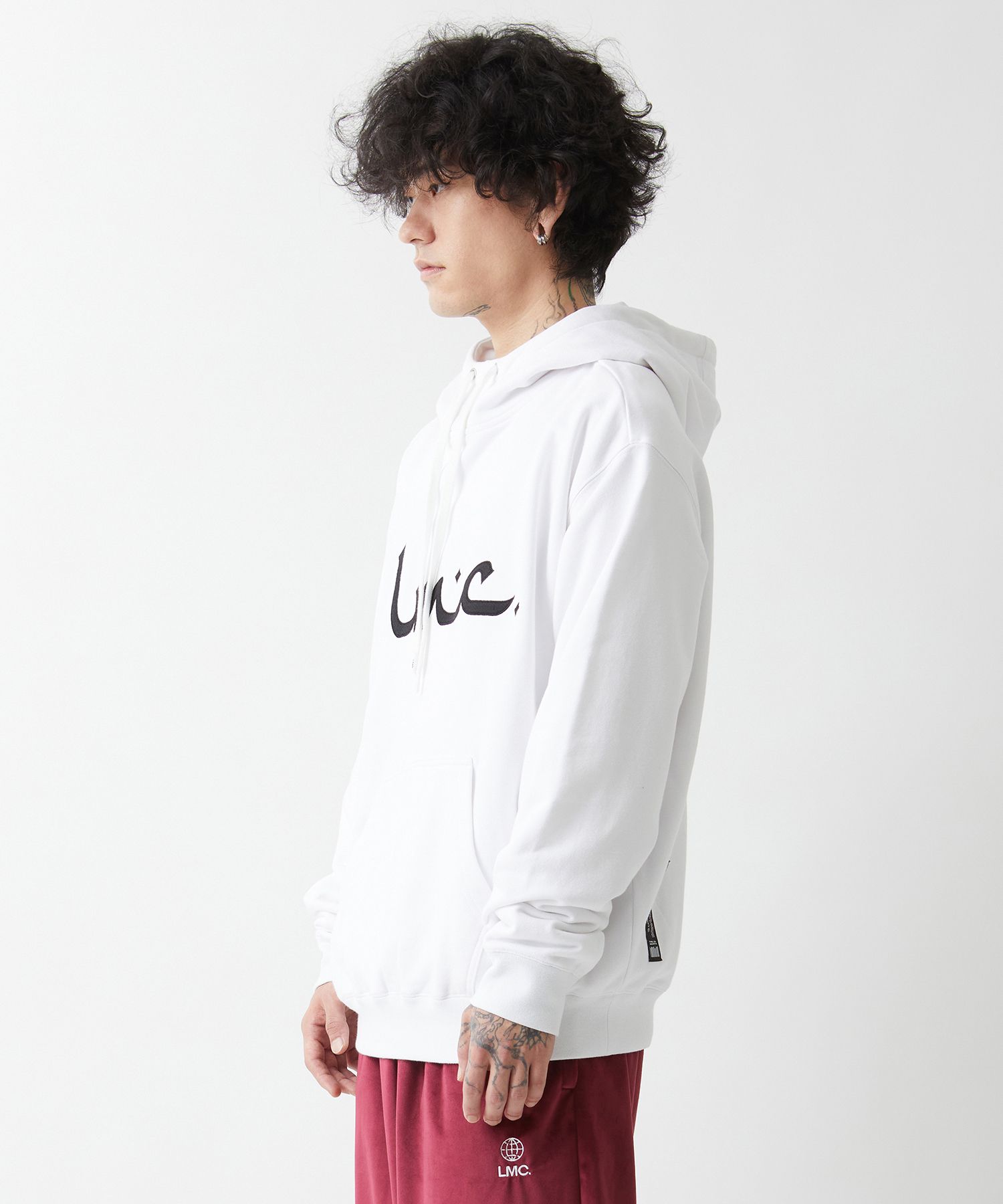 MUSINSA公式 | LMC LMC ARABIC HOODIE white