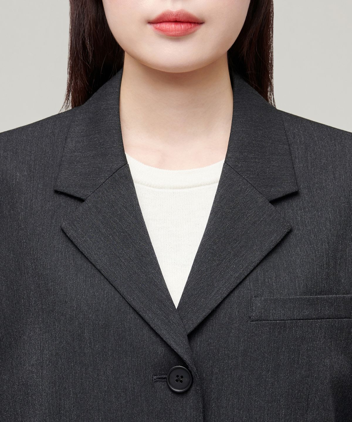 무신사 스탠다드 우먼(MUSINSA STANDARD WOMAN) 우먼즈 오버사이즈 3버튼 블레이저 [차콜 그레이]