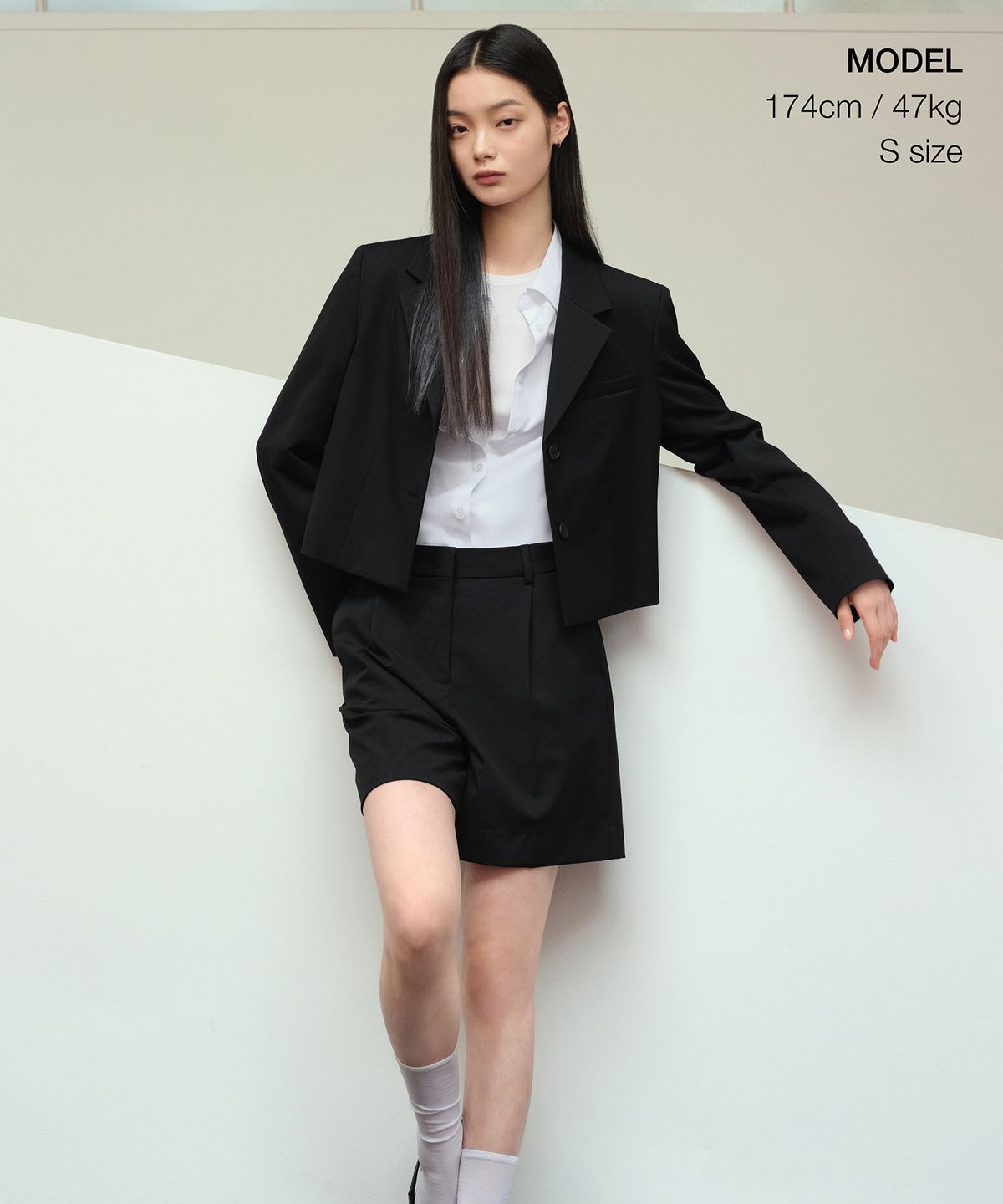 무신사 스탠다드 우먼(MUSINSA STANDARD WOMAN) 우먼즈 크롭 블레이저 [블랙]