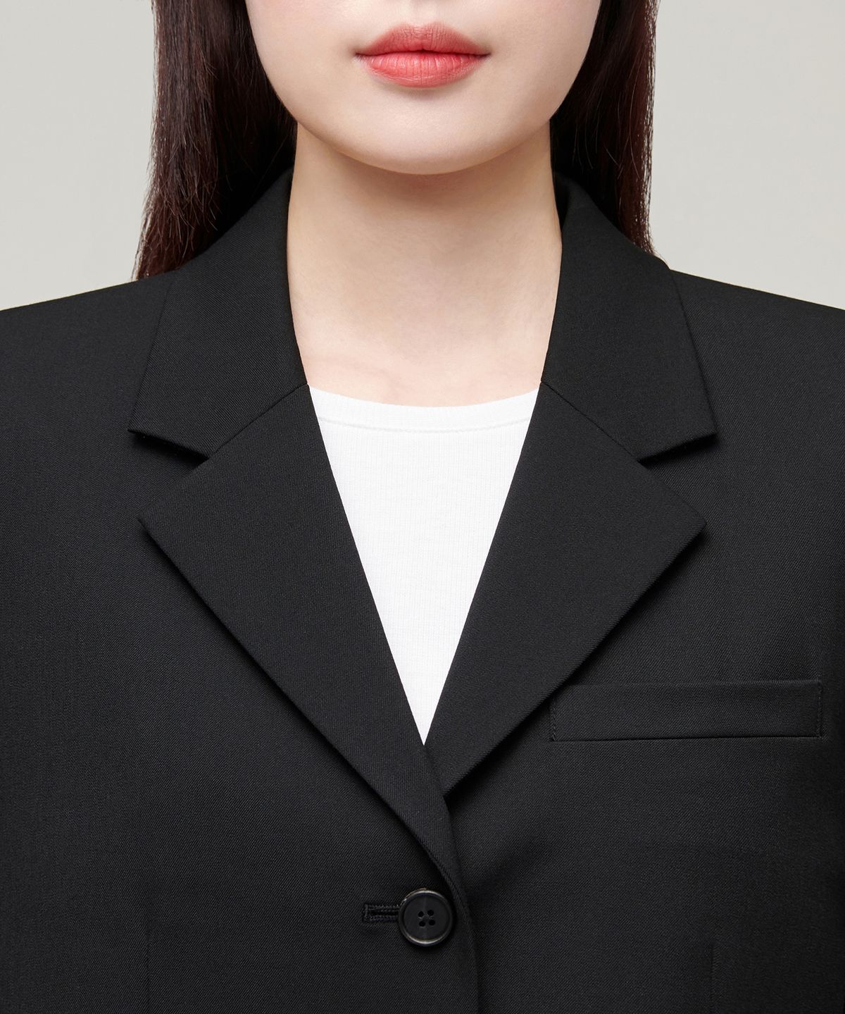 무신사 스탠다드 우먼(MUSINSA STANDARD WOMAN) 우먼즈 크롭 블레이저 [블랙]