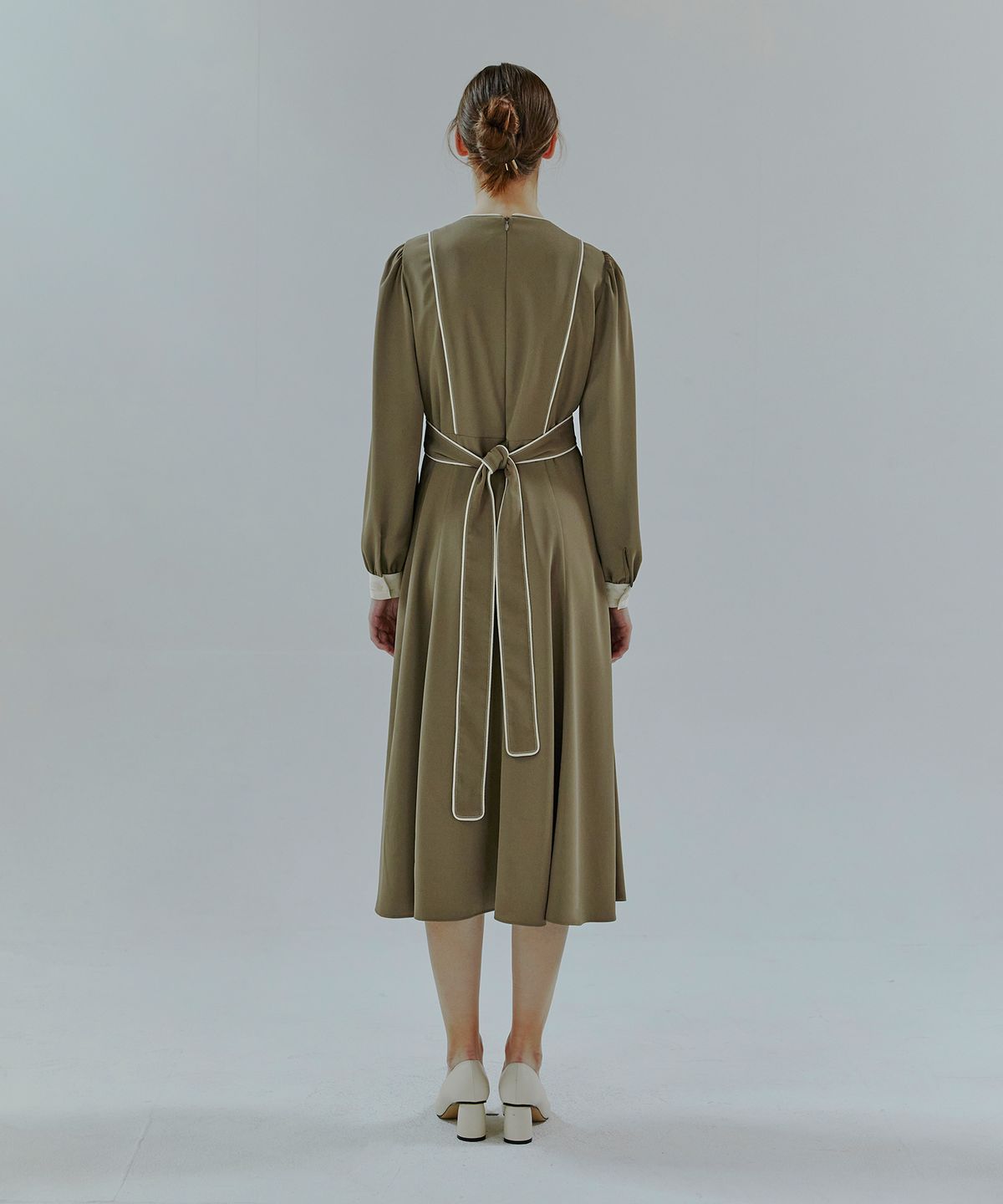 에트몽(ETMON) Combination Color Piping Dress  Khaki Brown