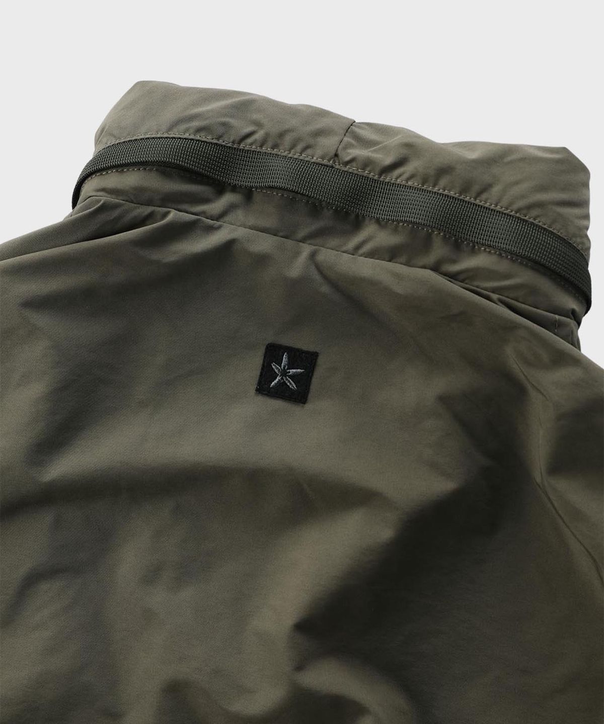 빠니깔레(PANICALE) 하이넥 후드 필드 자켓 2COLOR