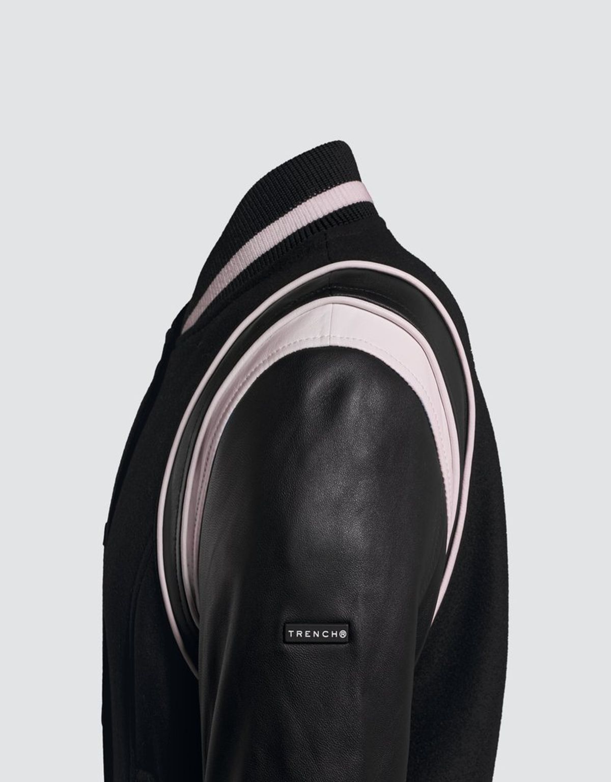 트렌치런던(TRENCH LONDON) 스타디움  레더 재킷 (BLACK/BLACK/PINK)