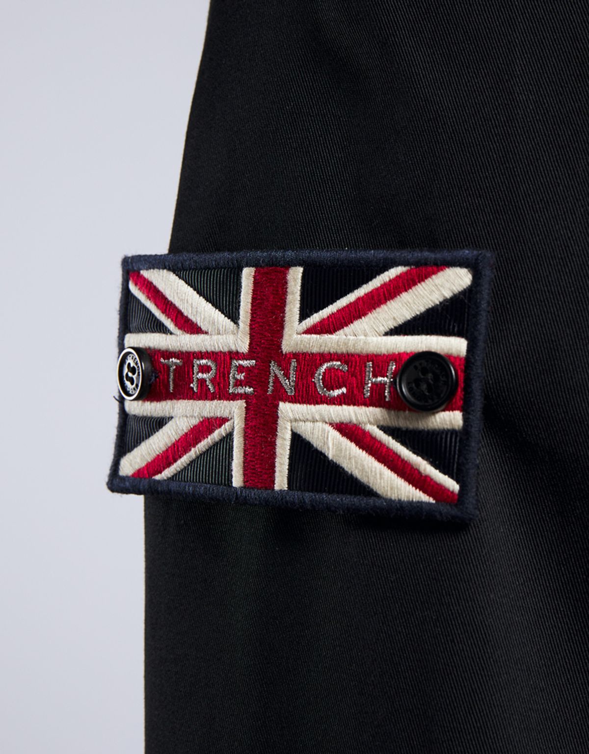 트렌치런던(TRENCH LONDON) 퀸 클래식 트렌치 코트 (BLACK/FLAG/SILVER)