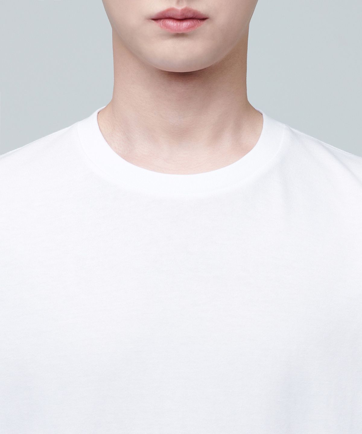 무신사 스탠다드(MUSINSA STANDARD) 레이어드 크루 넥 티셔츠_일반 기장 2팩