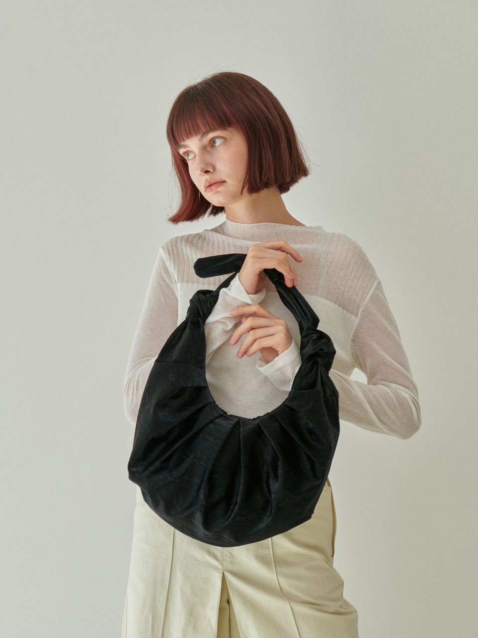 MUSINSA | ACOC Stone Croissant Medium Bag_Black