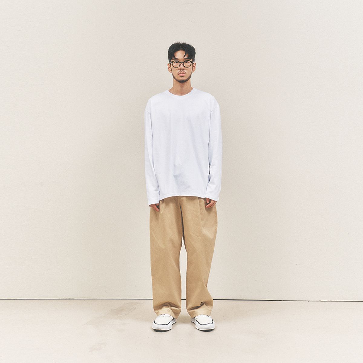 아주르(AZUR) #1 롱슬리브 화이트