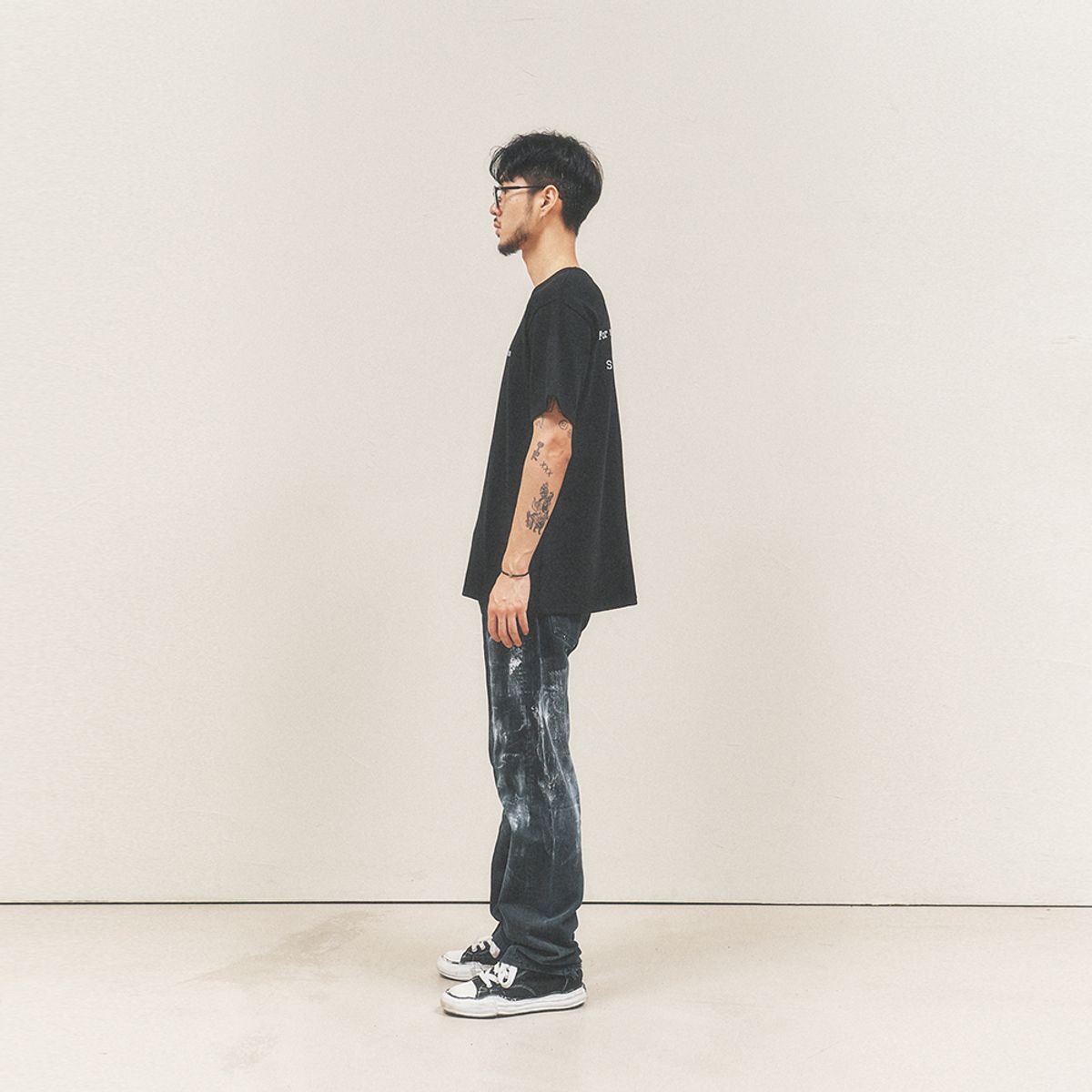 아주르(AZUR) #1 티셔츠 블랙