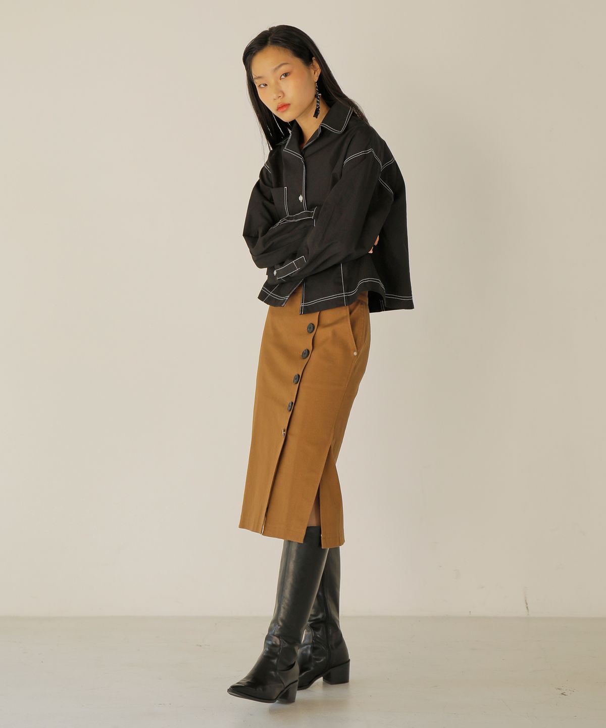 느와(NOIR) Sixteen Skirt R