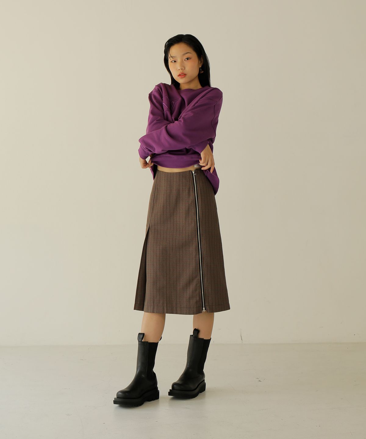 느와(NOIR) Tone Skirt
