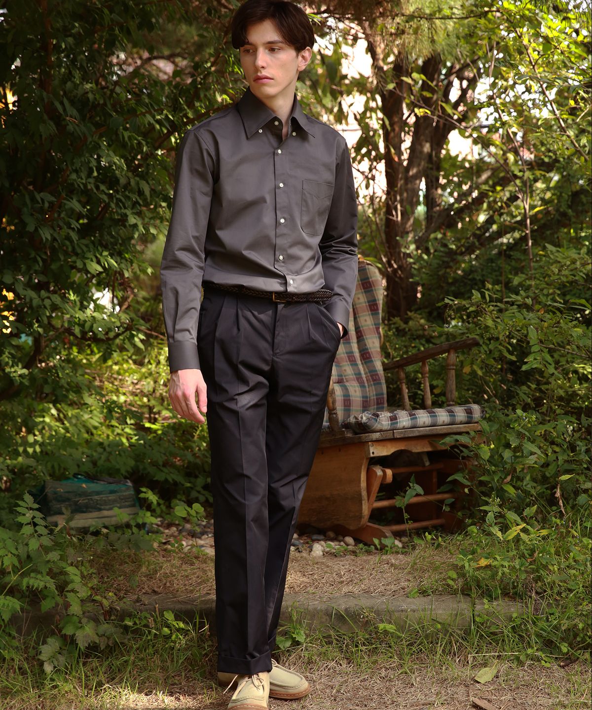 벨리프(BELLIEF) Essential cotton two tuck banding chino pants (Navy)