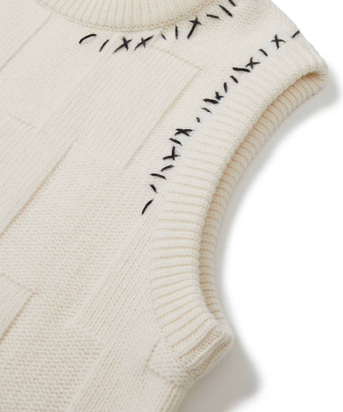 이에이(IEY) JAGG STITCH KNIT VEST Ivory