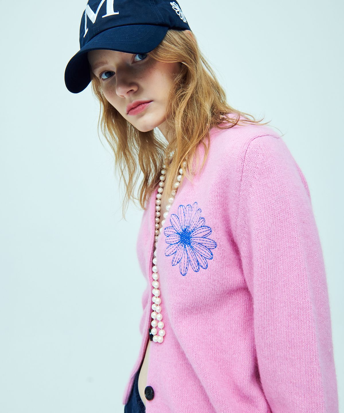 마르디 메크르디(MARDI MERCREDI) RACCOON BLENDED CARDIGAN V NECK_PINK BLUE