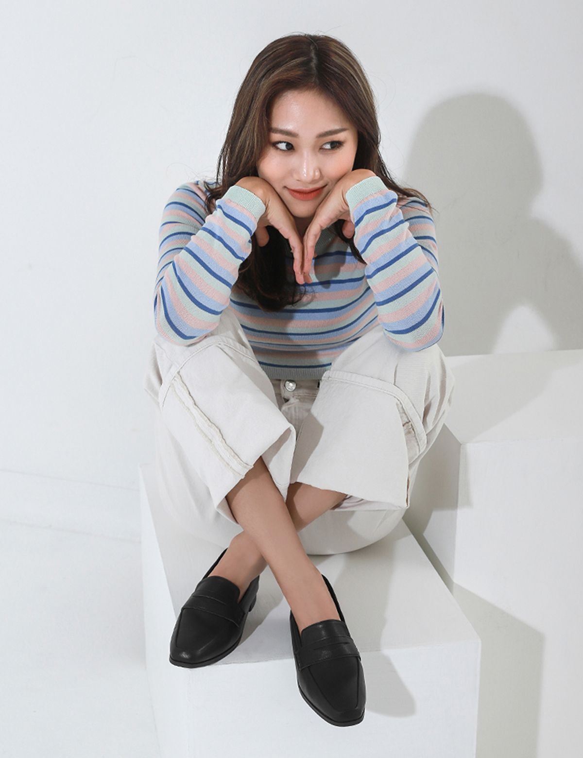 세컨데일리(SECONDAILY) SD42107-BLACK SHEIN 세인 페니로퍼
