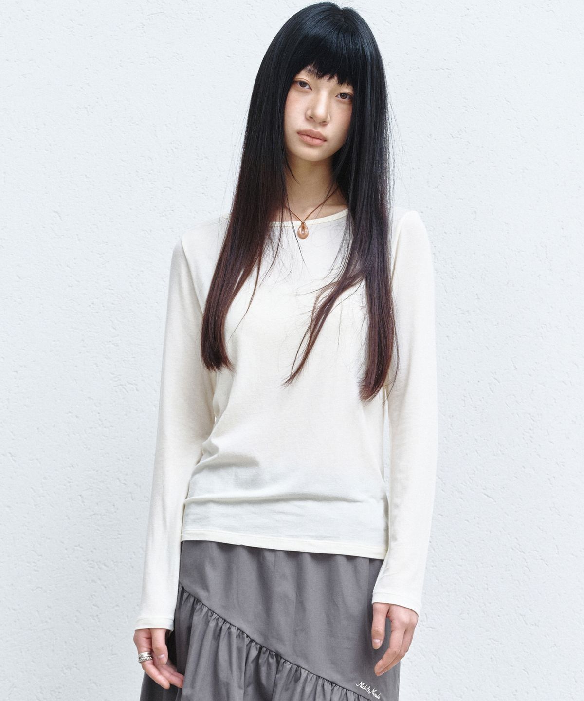닉앤니콜(NICK&NICOLE) [ESSENTIAL] ESSENTIAL BOAT NECK TOP_LIGHT BEIGE