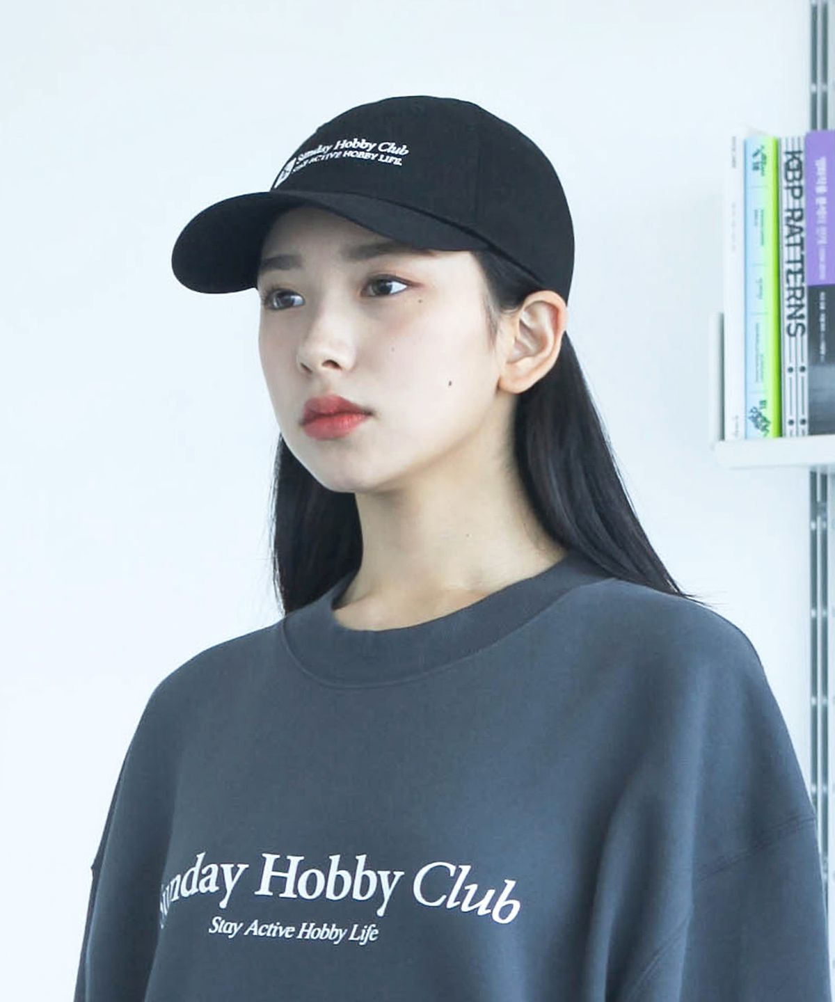 선데이하비클럽(SUNDAY HOBBY CLUB) 스퀘어 로고 커브캡-블랙