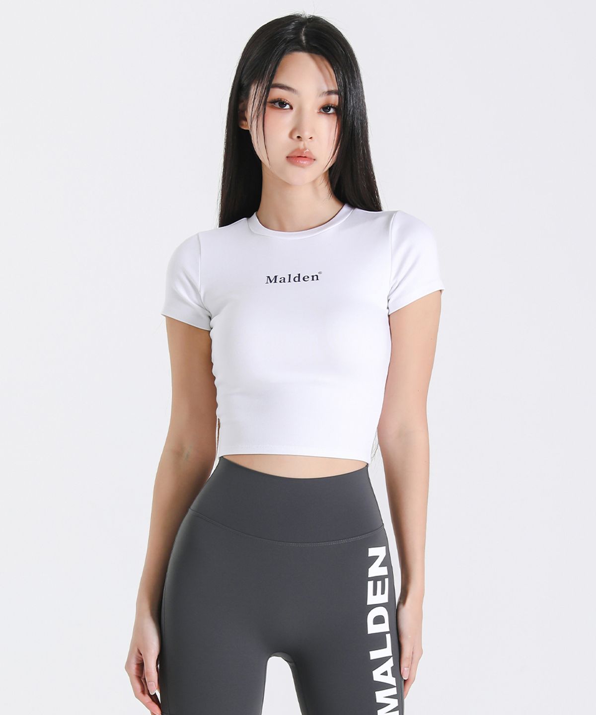 몰든(MALDEN) 스테디 크롭 티셔츠