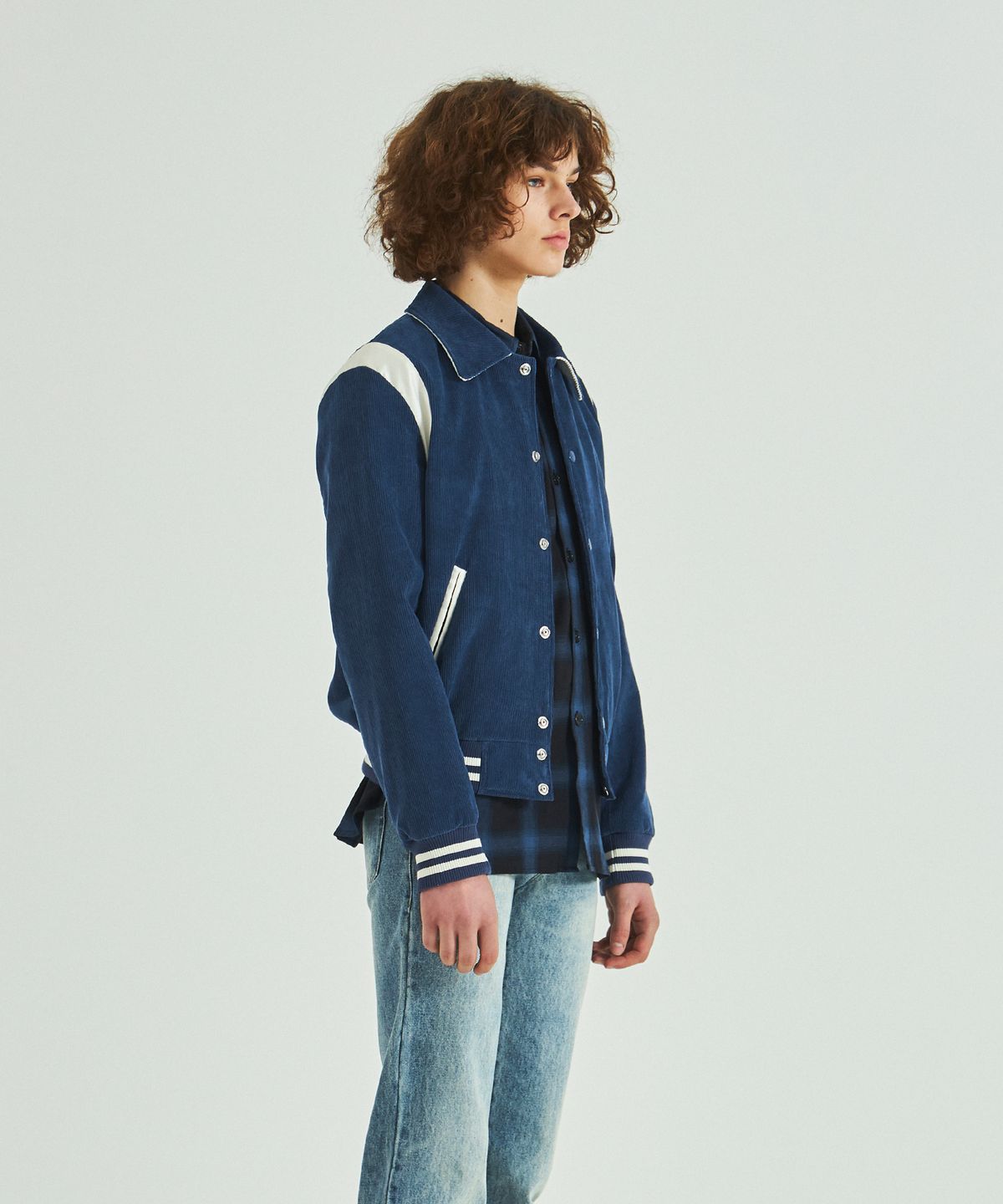 롤링스튜디오(ROLLINGSTUDIOS) CORDUROY VARSITY JACKET ROYAL BLUE