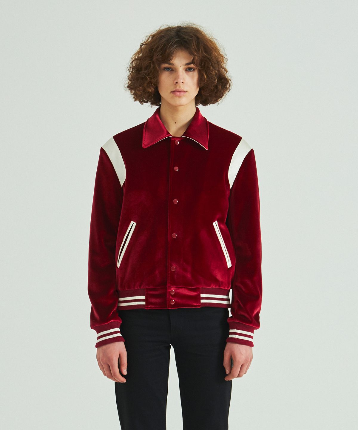 롤링스튜디오(ROLLINGSTUDIOS) VELVET VARSITY JACKET RED