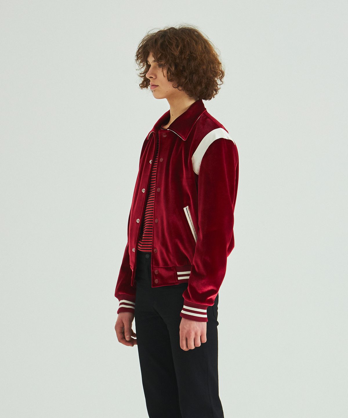 롤링스튜디오(ROLLINGSTUDIOS) VELVET VARSITY JACKET RED