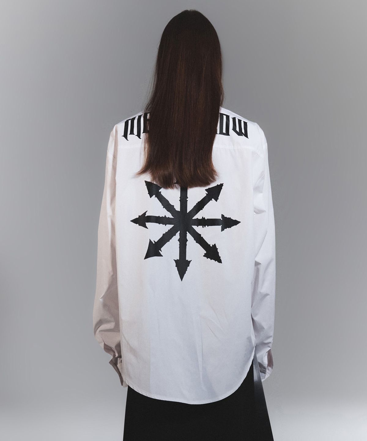 나이트플로우(NIGHT FLOW) Regular Collar Chaos Symbol Oversized Shirt (2 COLORS)
