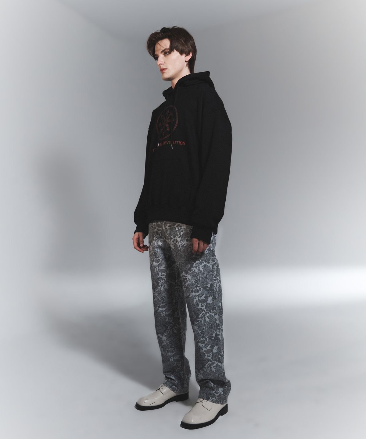나이트플로우(NIGHT FLOW) Fourth Social Revolution Hoodie (2 COLORS)
