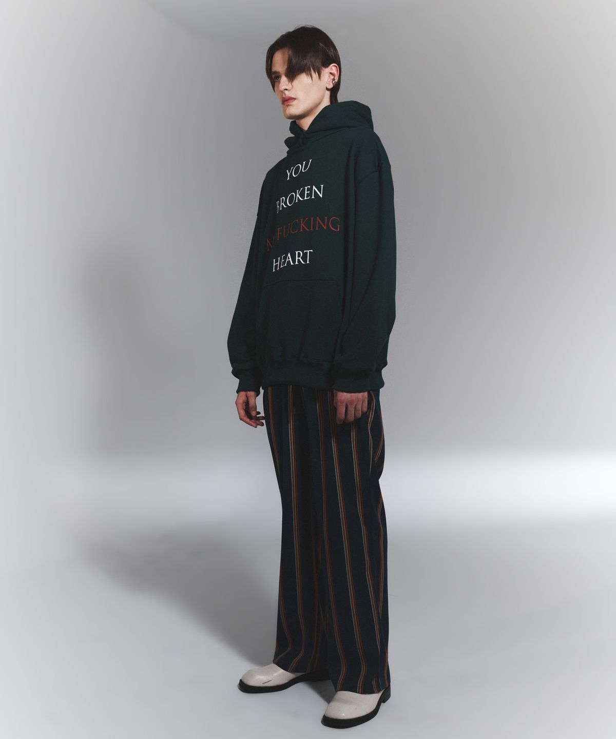 나이트플로우(NIGHT FLOW) You Broken My Fucking Heart Hoodie (GREEN)